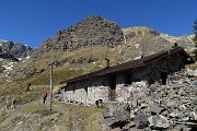 17 Alla Casera Valletto (1625 m) in Val Salmurano